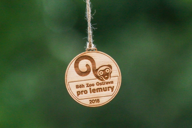 Letošní medaile s lemurem